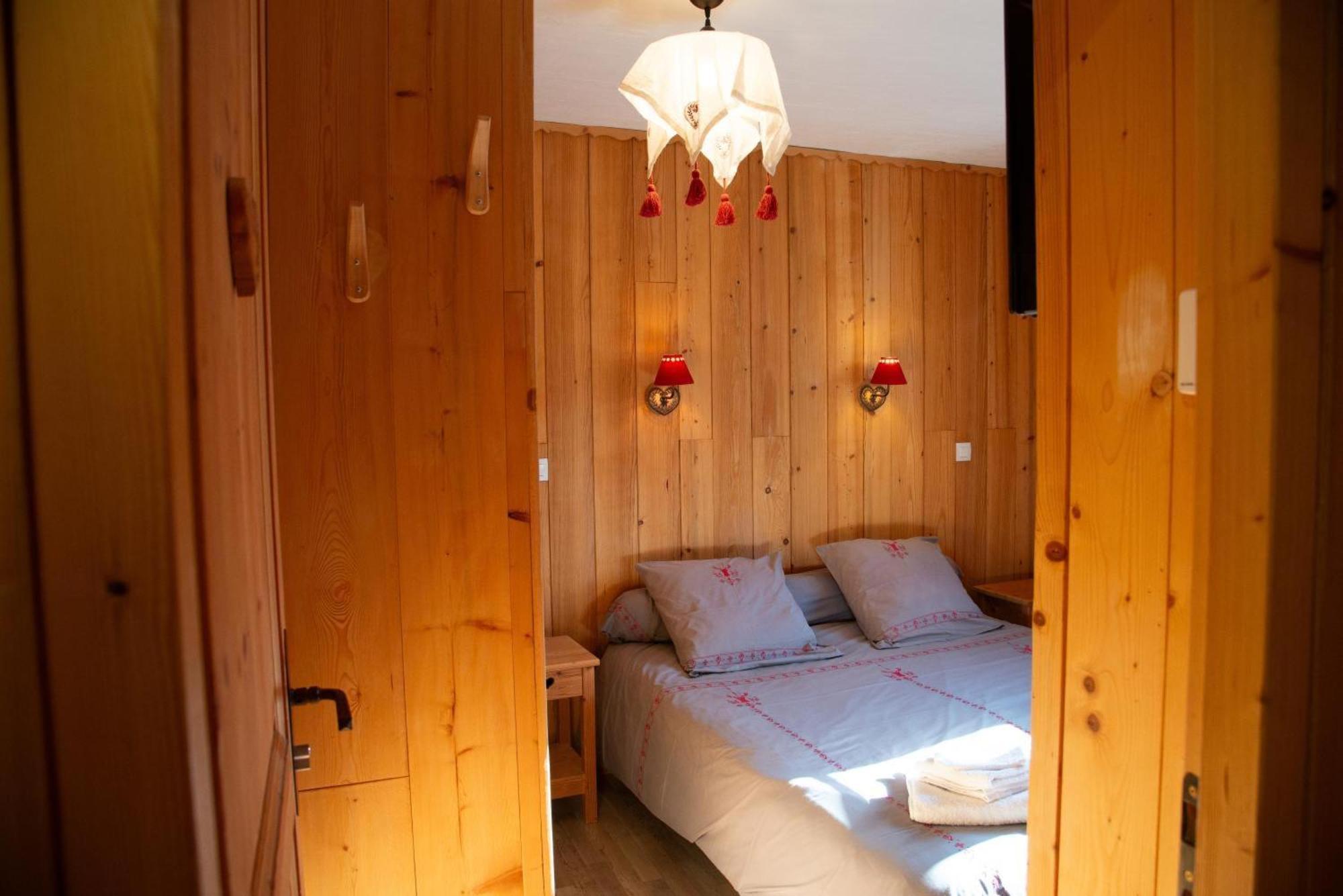 Вілла Chalet Cosy Pour 13 Sauna Сен-Мартен-де-Бельвіль Екстер'єр фото